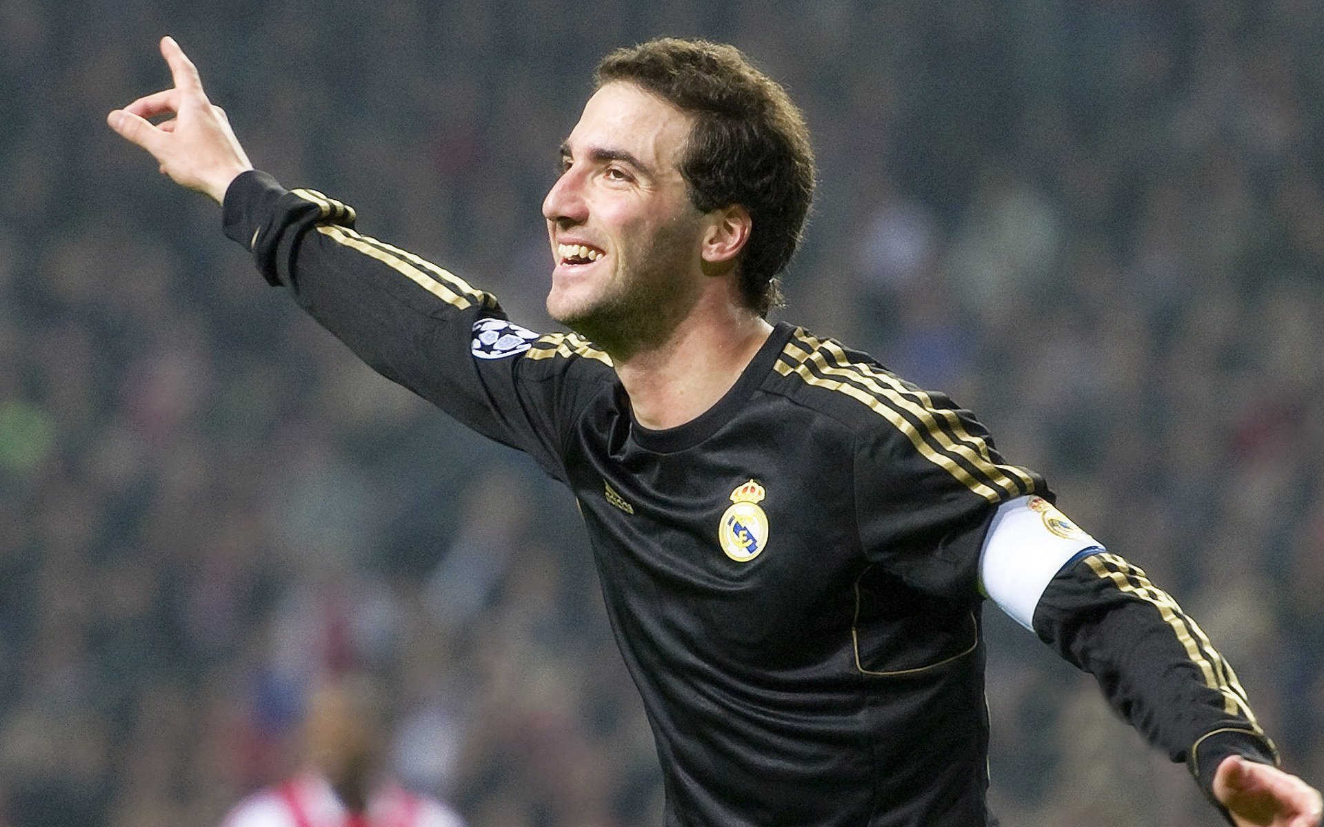 数据分析:本轮比赛最亮眼的战术布局,比赛战况